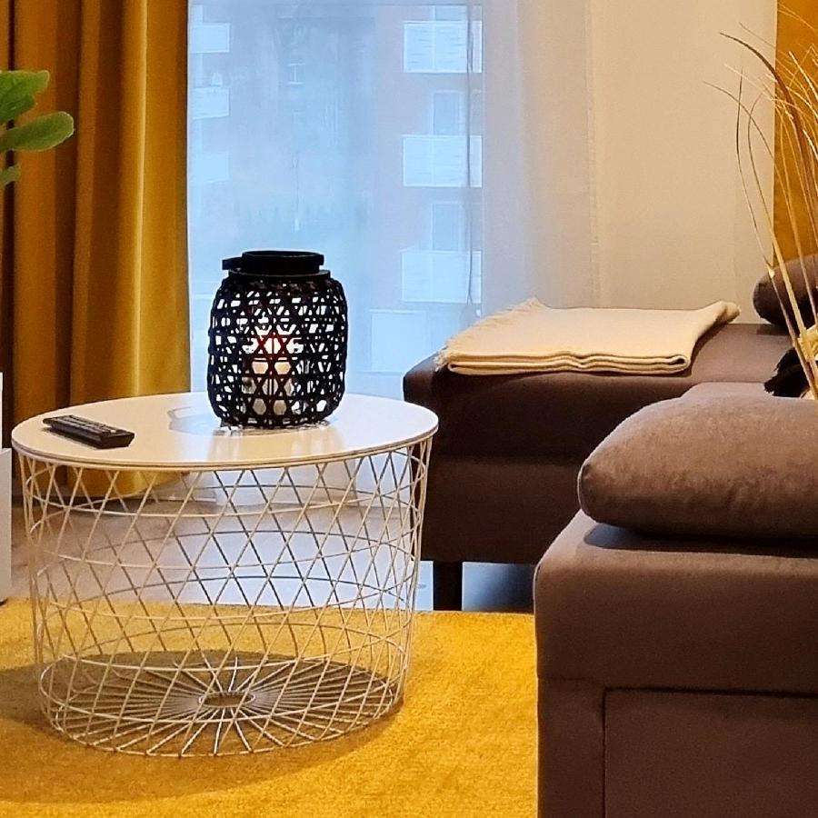 לודז' Apple Apartments - Wroblewskiego Prywatne Miejsce Parkingowe מראה חיצוני תמונה