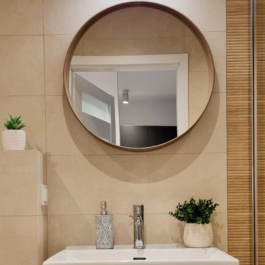 לודז' Apple Apartments - Wroblewskiego Prywatne Miejsce Parkingowe מראה חיצוני תמונה